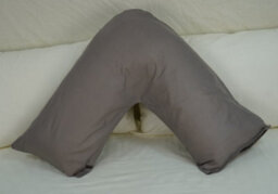 ARLinens V Shaped Pillow With Free V Pillowcase Orthopedic Hollowfiber Filled Head Neck Support V Cushion With Case - thumbnail 2