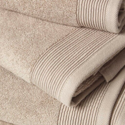 Homescapes Taupe 100% Combed Egyptian Cotton Set Of 2 Face Cloths 700 Gsm - thumbnail 3