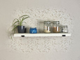Garden Troughs and Planters Rustic Reclaimed Scaffold Board Shelf - White Finish - 90Cm With Brackets & Fixings - thumbnail 2