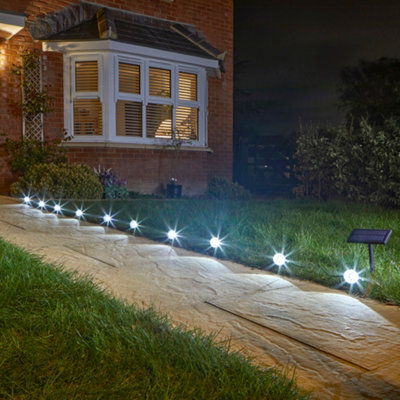 Smart Solar Multispot Black Spike Solar-Powered 5Lm Led Outdoor Ground Light, Set Of 10 - image 1