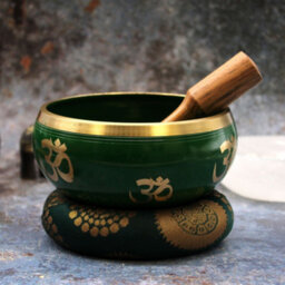 Serenityy Large Tree Of Life Singing Bowl Set, Green, 14 Cm With Cushion And Striker - thumbnail 4
