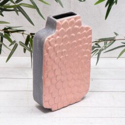 Annibells Pink Ceramic Art Deco Style Petal Vase (10588)