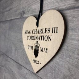 Red Ocean King Charles Iii Coronation Hanging Wooden Heart Sign Comemmoration Plaque Union Jack Sign Celebration Gifts - thumbnail 7
