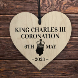 Red Ocean King Charles Iii Coronation Hanging Wooden Heart Sign Comemmoration Plaque Union Jack Sign Celebration Gifts - thumbnail 5