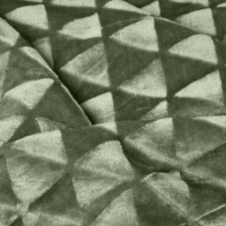 Homescapes Sage Green Geometric Triangle Velvet Throw 200 X 230 Cm - thumbnail 4