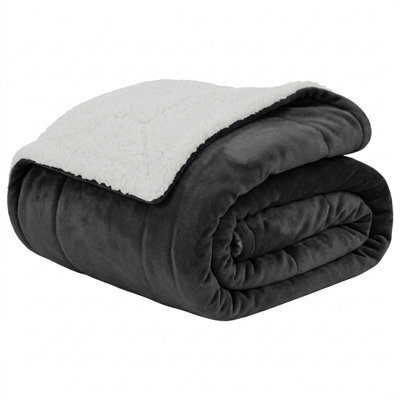 Moonlight Bedding Sherpa Fleece Blanket Black Super King Soft Thick & Fluffy Reversible Throw For Sofa, Bed & Travel Blanket - image 1