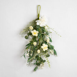 Scottish Everlastings Ltd. Scottish Everlastings 30Cm Artificial Classic White Swag - thumbnail 3