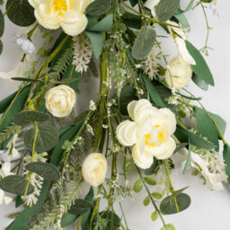 Scottish Everlastings Ltd. Scottish Everlastings 30Cm Artificial Classic White Swag - thumbnail 2