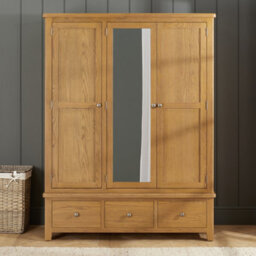 The Furniture Market Cotswold Rustic Oak Triple Wardrobe - thumbnail 2