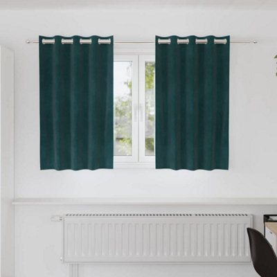 Berkfield Blackout Curtains With Eyelets 2 Pcs Dark Green Velvet - image 1