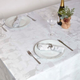 Homescapes Silver Stag Christmas Table Runner - thumbnail 4