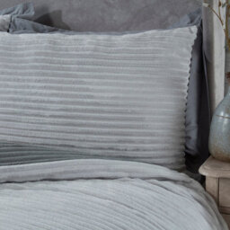 Smart Living Luxurious Reversible Sparkle Ribbed Fleece Duvet Cover & Pillowcases - thumbnail 6