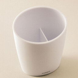 Cosmic Toothbrush Holder, Pale Sand, Unique Design, Soft-Finish Coating, Saku Collection - thumbnail 6
