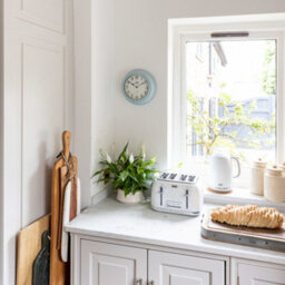 KitchenCraft Living Nostalgia Vintage Blue Wall Clock - thumbnail 4