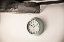 KitchenCraft Living Nostalgia Vintage Blue Wall Clock - thumbnail 2