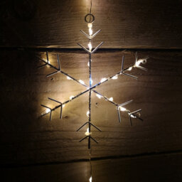 Samuel Alexander 1.2M X 1.3M Light Up Twinkling Snowflake Christmas Curtain Light With Warm White Leds - thumbnail 2