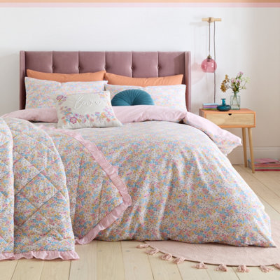 Catherine Lansfield Darcy Floral Reversible Duvet Cover Set With Pillowcases Pink - image 1