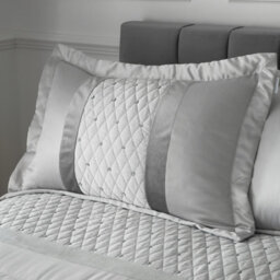 Catherine Lansfield Pillowcases Sequin Cluster Quilted 50X75Cm + Border Pack Of 2 Pillow Cases With Envelope Closure Silver Grey