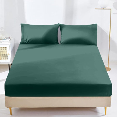 Oxford Homeware Emerald Plain Dyed Fitted Sheet 25Cm Extra Deep Pocket Soft Easy Care Bedding Sheet (W)137Cmx(L)191Cm (Double) - image 1