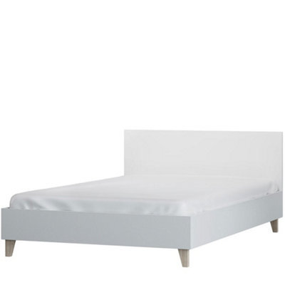 Arte Modern White Matt Single Bed H950mm W930mm D2050mm - Sleek Design With Wooden Legs - image 1