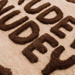 Allure Bath Fashions Rudey Nudey Slogan Scalloped Bath Mat Non Slip Bathroom Rug (Chocolate/cream) - thumbnail 5