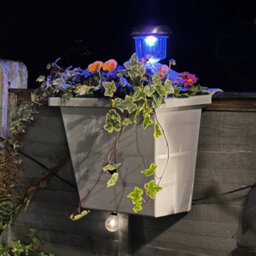 You Garden Yougarden 3-In-1 Fence Planter, Birdbox And Solar Light, Go Illuminest Light Grey, 6 Litre Planter - thumbnail 5