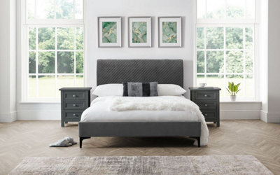 "Ashfield Premium - Grey Diamond Quilted Velvet Bed - Double 4Ft 6"" (135Cm)" - image 1