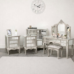 Melody Maison Silver Mirrored Chest Of Drawers, Large Dressing Table Set & 3 Drawer Bedside Tables - Tiffany Range