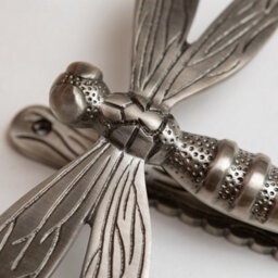 Brass bee Brass Dragonfly Door Knocker - Pewter Finish - thumbnail 3