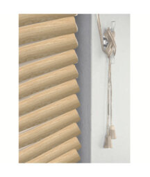 Natural Wood Grain Pvc Venetian Blind 152Cm Drop (25mm Slats) 135Cm Wide - thumbnail 2