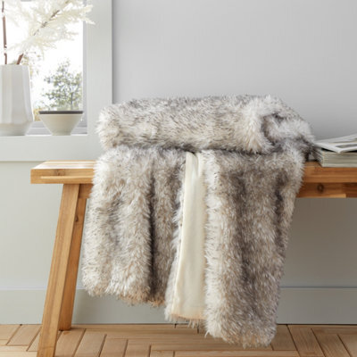 Catherine Lansfield Arctic Fox Cosy Faux Fur 130X170Cm Blanket Throw Grey - image 1