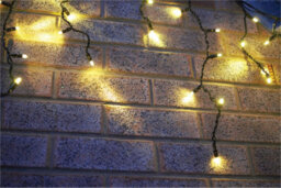Eagle Connect Icicle Lights Black Rubber  60/40/20 Drop  13M Warm White - thumbnail 6