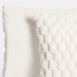 OHS 4 Pack Waffle Faux Fur Filled Cushion Covers, Cream - 45 X 45Cm - thumbnail 2