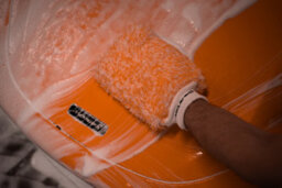 Mclaren Ceramic Wash 500Ml + Microfibre Wash Mitt +Luxury Micro Fiber Towel - thumbnail 7
