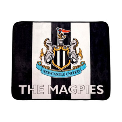 Newcastle United Fc The Magpies Crest Rug White/black (One Size) - image 1