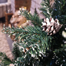 Samuel Alexander 6Ft (180Cm) Rocky Mountain Pine Green Artificial Christmas Tree Snow Tip And Pine Cones - thumbnail 5