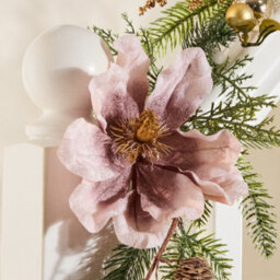 Dibor Luxury Magnolia Blush Xmas Decoration Staircase Christmas Garland 1.8M - thumbnail 5
