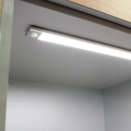 Plum&clay Wireless Motion Sensor Rechargeable Cabinet Led Light Bar Aluminium (W)200mm - thumbnail 3