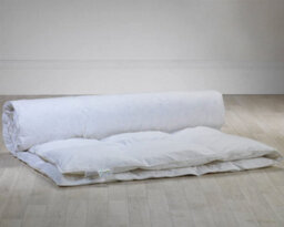 Lancashire Textiles Luxury Goose Feather & Down 4.5 Tog Single Duvet Hypoallergenic  For Comfortable And Sound Sleep - thumbnail 3