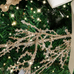 Melody Maison Champagne Glitter Frosted Foliage Christmas Garland - 140Cm - thumbnail 2