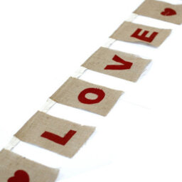 Serenityy Natural Jute Bunting I Love You With Hearts - Large 260Cm Decorative Garland - thumbnail 3