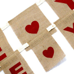 Serenityy Natural Jute Bunting I Love You With Hearts - Large 260Cm Decorative Garland - thumbnail 5