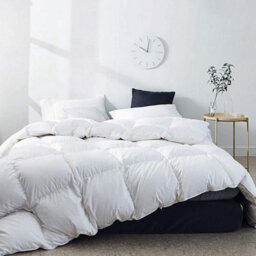 ARLinens Duck Feather & Down Duvet Quilt 13.5 Tog Warm Cozy Extra Filled Hotel Quality Anti Allergic Duvet - thumbnail 2