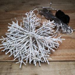 Samuel Alexander 1.3M X 1.2M Light Up Snowflake Christmas Curtain Lights With 390 Rainbow & Orange Twinkling Leds - thumbnail 5