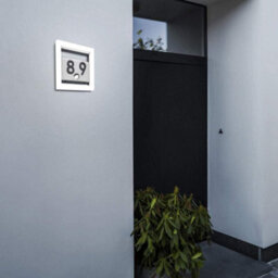 Lutec 5194302118 Alice Led Pir Wall Light With Door Number (Anthracite Grey) - thumbnail 2