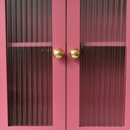 Melody Maison Raspberry Pink Reeded Glass Wall Cabinet - thumbnail 6