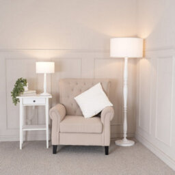 Valuelights Victoria Traditional White Wood Candlestick Floor Lamp With White Drum Shade - thumbnail 3