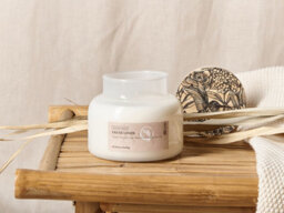 Beliani Scented Candle Delight Bliss Soy Wax Fresh Notes - thumbnail 2