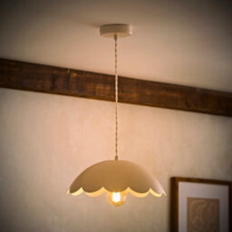 Valuelights Millie Cream Scallop Pendant Ceiling Light And Bulb - thumbnail 1