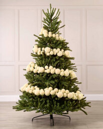Werchristmas Latte Velvet Christmas Bauble Garland 9 Ft, 84 Shatterproof Baubles - thumbnail 2